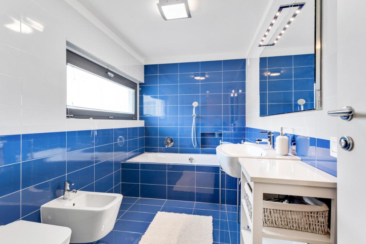 La Perla Apartment Como Luaran gambar