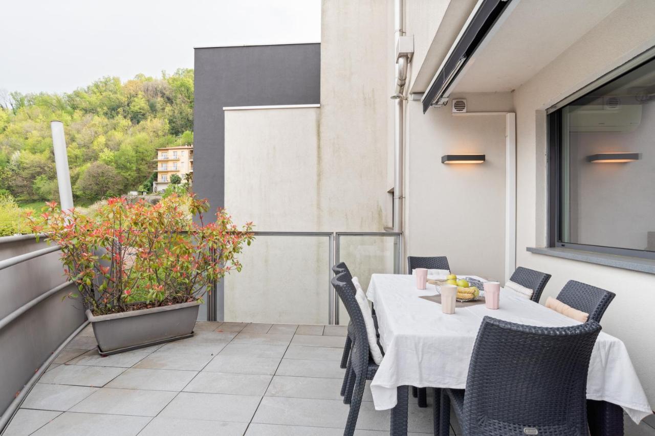 La Perla Apartment Como Luaran gambar